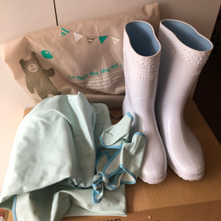 29)入浴介助品セット　エプロン　長靴　袋の画像