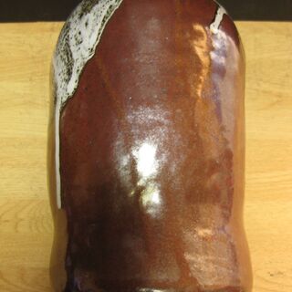 飴釉三段花入の画像