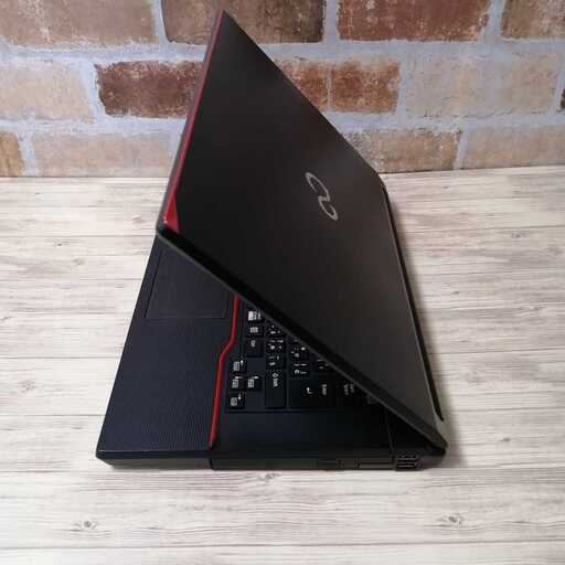 FUJITSU SSD 256GB CPU Celeron メモリ8GB ノートパソコン テレワーク