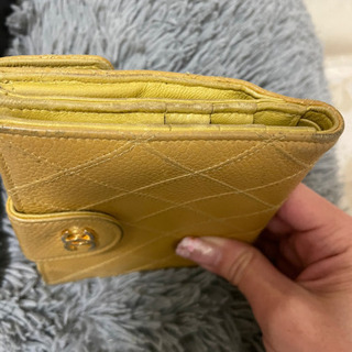 CHANEL マトラッセ折り財布 (箱、Gカードあり)の画像