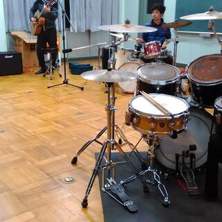 廃校になった音楽室を使ってジャムセッションしませんか？