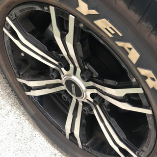 ハイエース200系　タイヤホイール4本セット