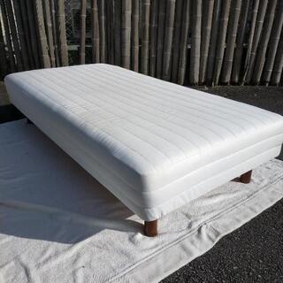 シングル　脚付きマットレス、お売りします。