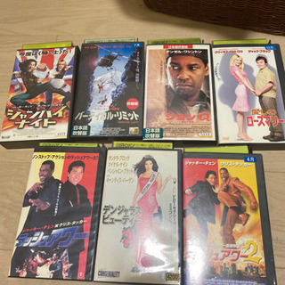 ビデオテープを7つセット