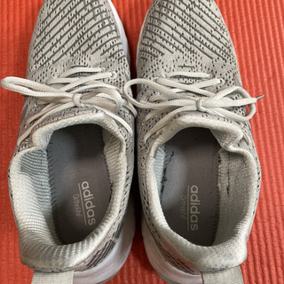 adidas メンズスニーカー　27.5の画像