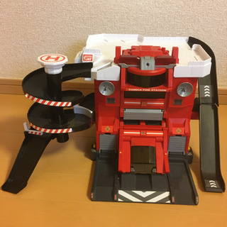 トミカ　ファイヤーステーション