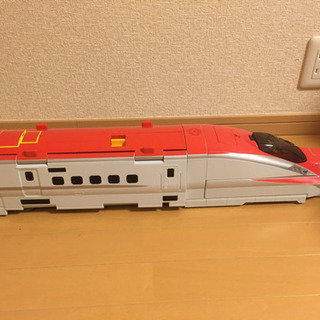 メガデカE6系