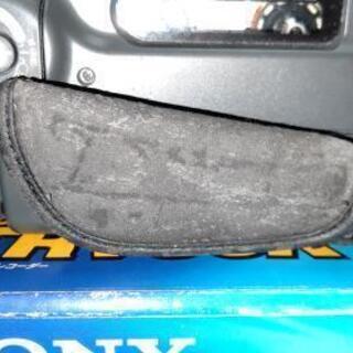 ありがとうごさいました、値下げしました、、どんどん問い合わせしてください、ハンディカムHi8  CCD-TRV96K  家で眠っている8ミリビデオの再生ダビングに、さらに、御希望であれば投稿内にあるフイルムカメラセットをお付けします、     の画像