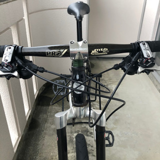 KLEIN Attitude フレーム綺麗です。