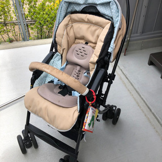 ベビーカー　コンビcombi