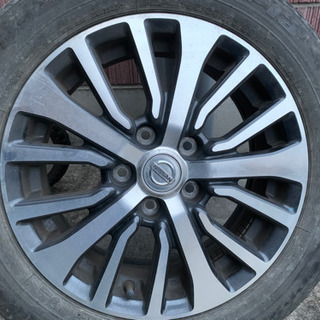 日産セレナ純正ホイールの画像