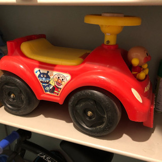 アンパンマンの車