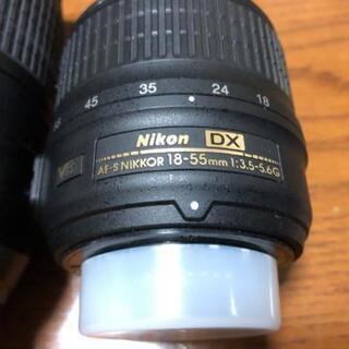 Nikon デジタル一眼レフカメラ D5200 ダブルズームキット AF-S18-55mm AF-S DX NIKKOR 55-300mmの画像