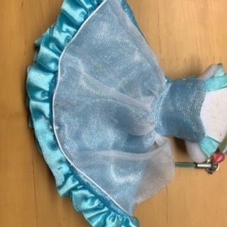 エルサドレスキーホルダーの画像