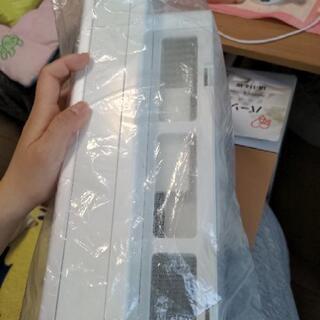 ほぼ新品　アイリスオーヤマ　パーソナル空気清浄機　IA-114の画像