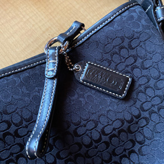 お値下げしました。美品　コーチCOACH   ショルダーバッグ黒　の画像