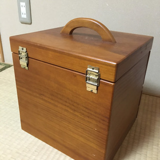 収納付きメイクボックスの画像