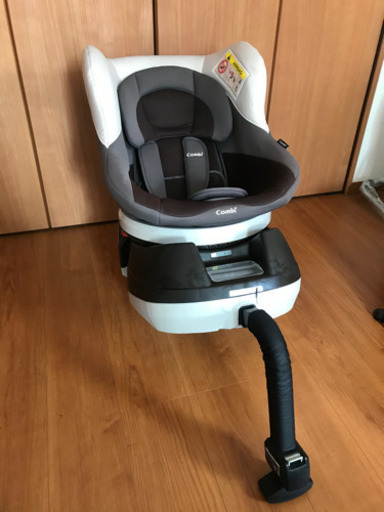 コンビ　チャイルドシート　ネセルターンシリーズ