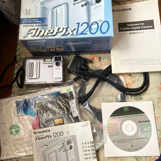 デジタルカメラ●富士フィルム●Fine pix●美品●電池入り●