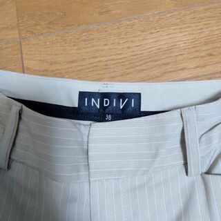 レディースパンツの画像