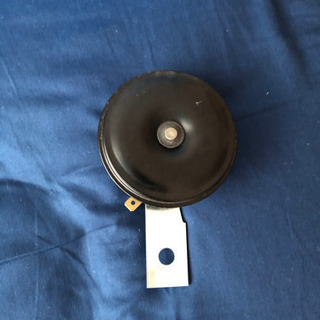 お得品　ほぼ新品　日産　純正ホーン　B21W