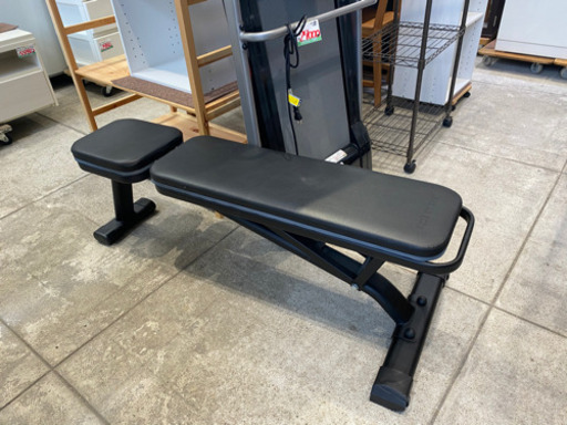 リーディングエッジ フラットベンチ トレーニングベンチ