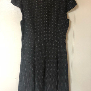 引取決定。受付終了【中古】ワンピーススーツ 13号の画像