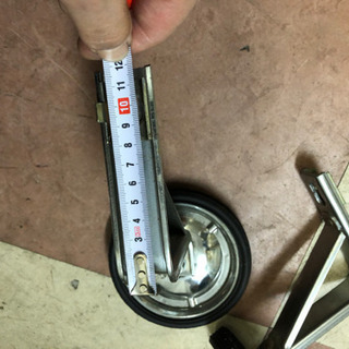 子供自転車用　補助輪の画像
