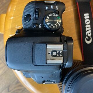 CANON EOS KISS Ｘ7 とレンズCANON EFS ...