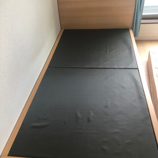 ニトリ製シングルベッドの画像