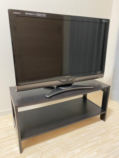 AQUOS 32型(LC-32SC1)+テレビボード