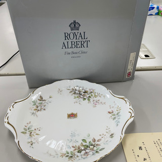 ロイヤルアルバート 皿