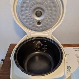 【タイガー】 炊飯器 3合炊きの画像