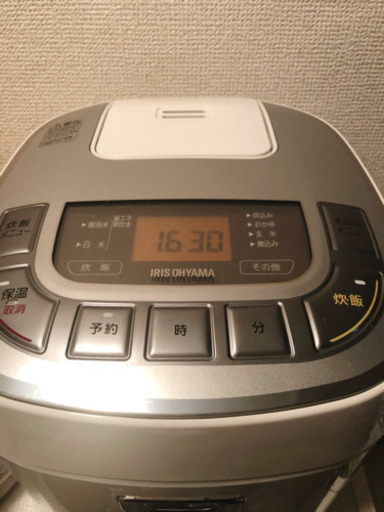 美品　炊飯器　アイリスオーヤマ