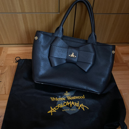 ヴィヴィアン・ウエストウッド ハンドバッグ