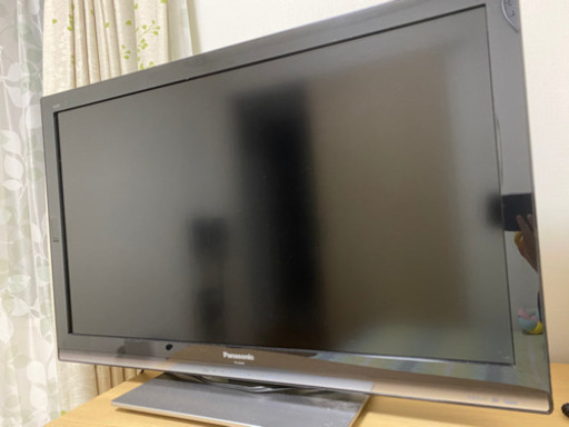 パナソニック 32インチ　テレビ