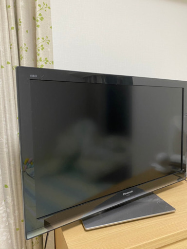 パナソニック 32インチ　テレビ