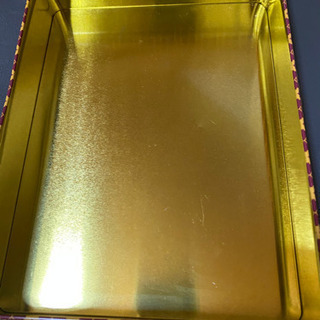 【中古】上海ディズニーリゾート お土産 お菓子の缶の画像