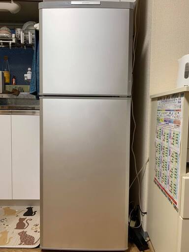 三菱ノンフロン冷凍冷蔵庫MR-16R-S　2010年製