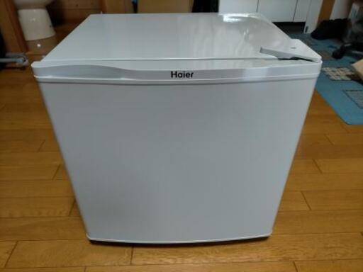 小型冷蔵庫、2015年製 ハイアール 取引中です