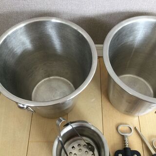 ★中古★ワインクーラーX2、アイスバケツ、ワインオープナーX2の画像