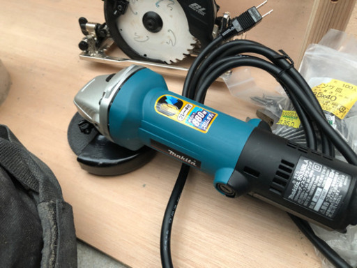 マキタ　9533BLA ブレーキ付きグラインダー　美品