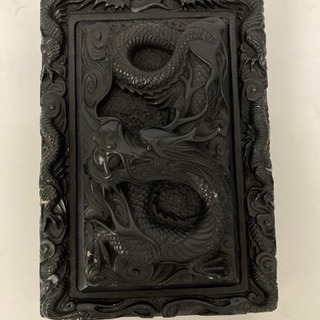 龍彫刻の黒色硯箱 龍彫刻の黒色硯箱