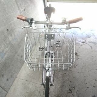 自転車中古 EASTBOY 外装6段変速 オートライト カゴ鍵付き タイヤ700×35C 自転車中古 EASTBOY 外装6段変速 オートライト カゴ鍵付き タイヤ700×35C