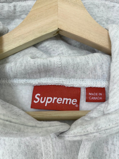 supreme 人気 パーカー