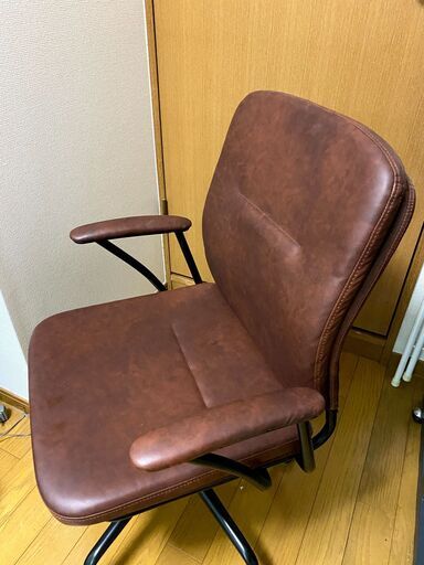 ニトリ　定価14,900円　ワークチェア　合成皮革　ブラウン 茶色　椅子