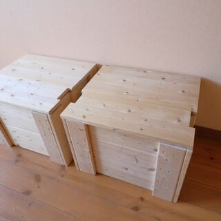 再値下げ　木製スツール　木箱　ハンドメイド　手作り　２個の画像