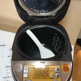 炊飯器の画像