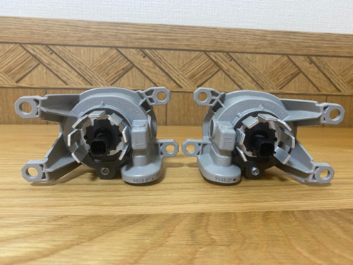 レクサスLM 純正フォグランプ　左右セット