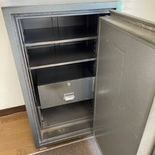 事務所移転のためオフィス家具全般さしあげます。４月10日（土）限定　④の画像